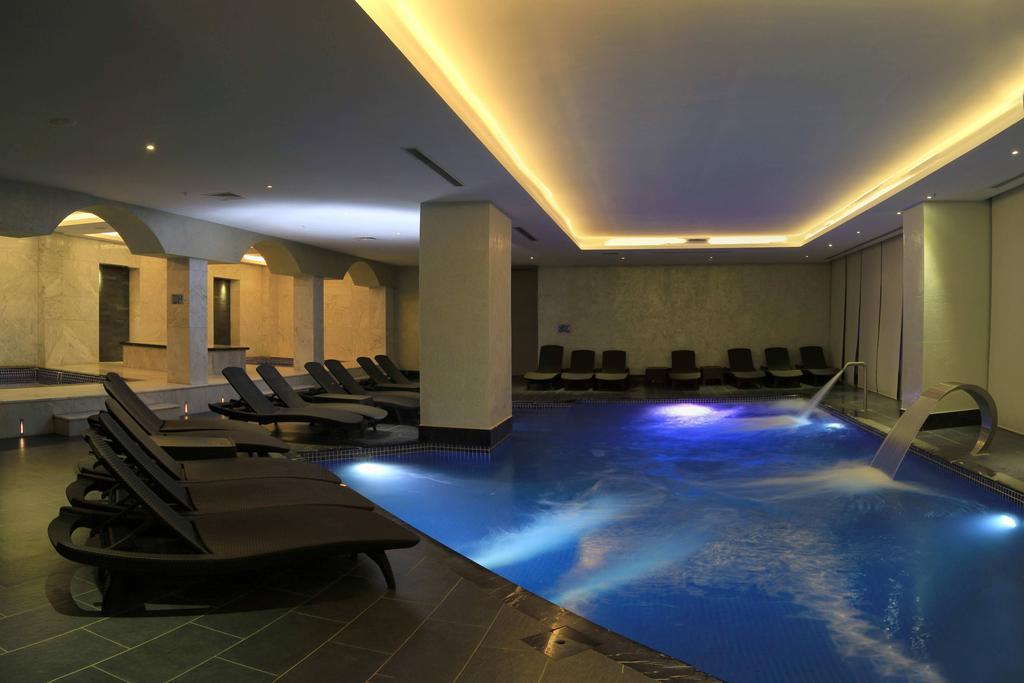 Sky Tower Hotel Akcakoca Convention & Spa Center מראה חיצוני תמונה