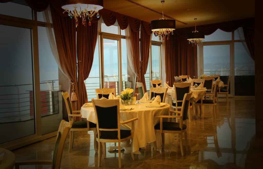 Sky Tower Hotel Akcakoca Convention & Spa Center מראה חיצוני תמונה